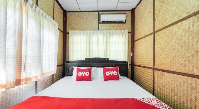 Oyo 1143 Phet Luran Thai Resort Kohchang Koh Chang Dış mekan fotoğraf
