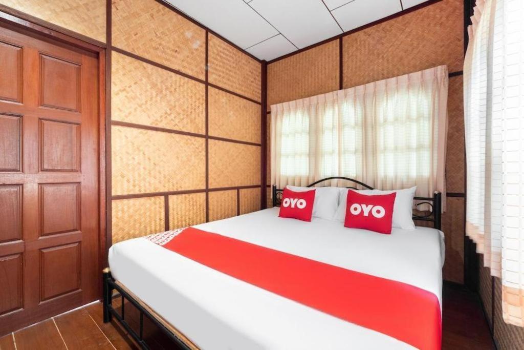 Oyo 1143 Phet Luran Thai Resort Kohchang Koh Chang Dış mekan fotoğraf