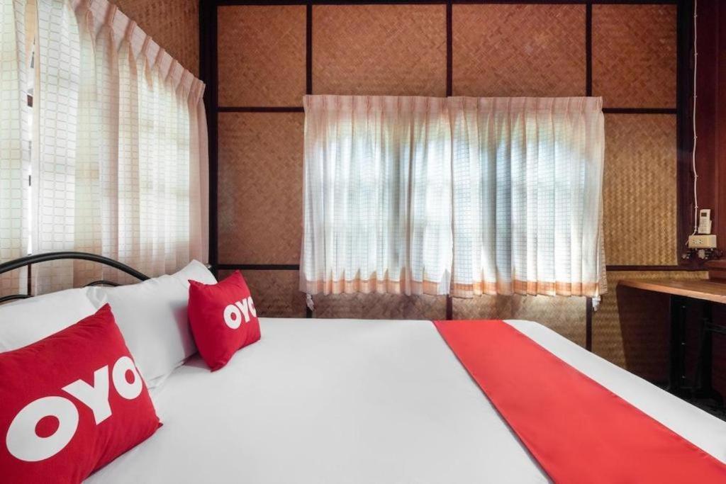 Oyo 1143 Phet Luran Thai Resort Kohchang Koh Chang Dış mekan fotoğraf
